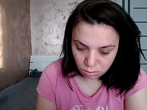 LorraGrey online show from 04.10.26