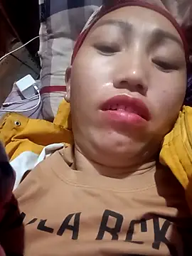 hot-luna- online show from 02.10.26