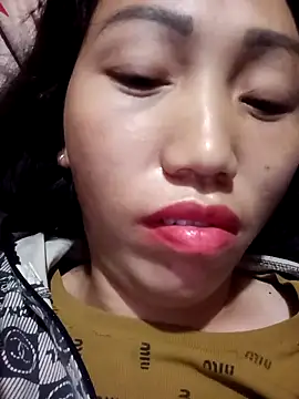 hot-luna- online show from 02.20.26