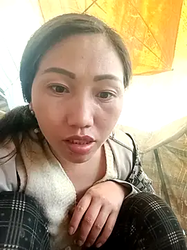 hot-luna- online show from 04.02.26