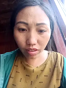 hot-luna- online show from 04.12.26