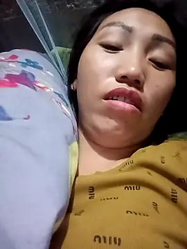 hot-luna- online show from 04.12.26