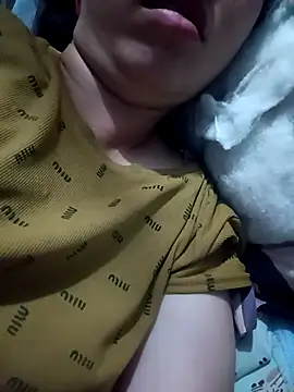 hot-luna- online show from 04.14.26