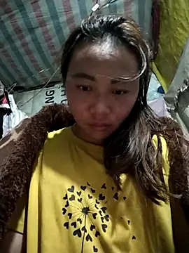 Snapshot of Bella-222 chatting on 02.18.26 Bella-222 online show from 02.18.26