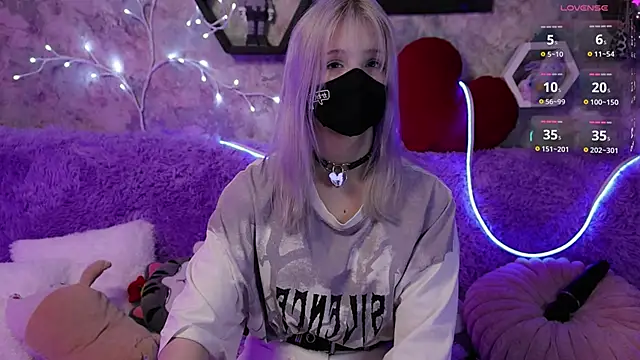 Yunakiss online show from 03.18.26