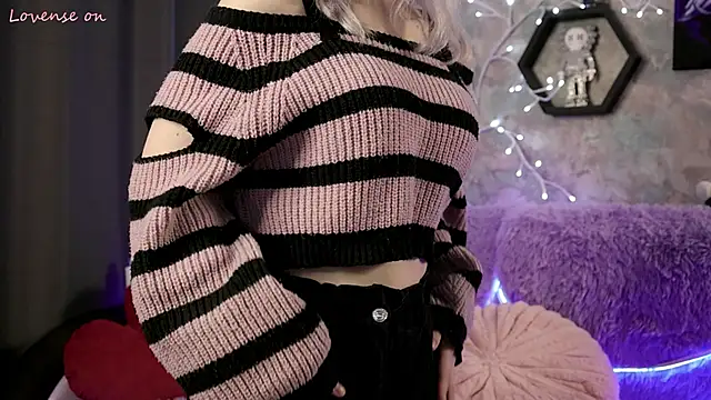 Yunakiss online show from 04.15.26