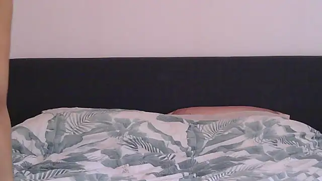 Snapshot of Popje94 chatting on 02.25.26 Popje94 online show from 02.25.26