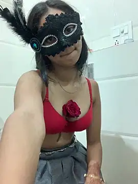 Snapshot of HEENA-STRIP chatting on 02.15.26 HEENA-STRIP online show from 02.15.26