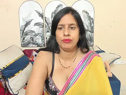 sara conorr online show from 04.09.26