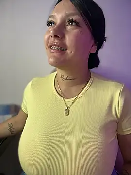 Snapshot of Miia__Taylor chatting on 02.10.26 Miia Taylor online show from 02.10.26