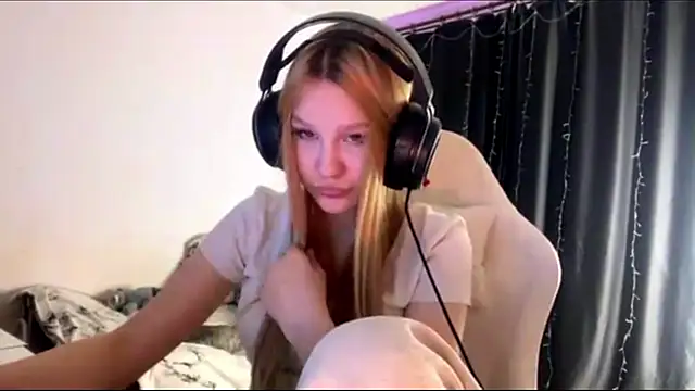 axin burnell online show from 03.26.26