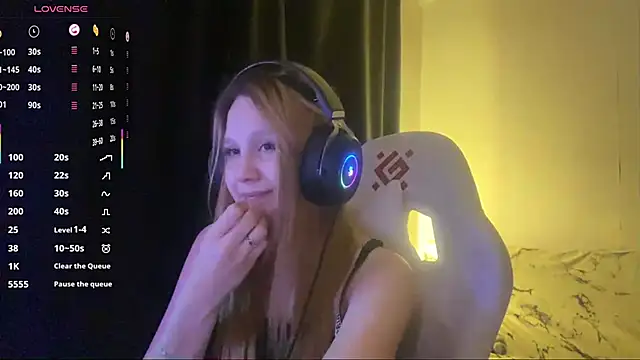 axin burnell online show from 06.16.26