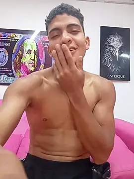 Snapshot of NikoHot_anatole chatting on 06.07.26 NikoHot anatole online show from 06.07.26