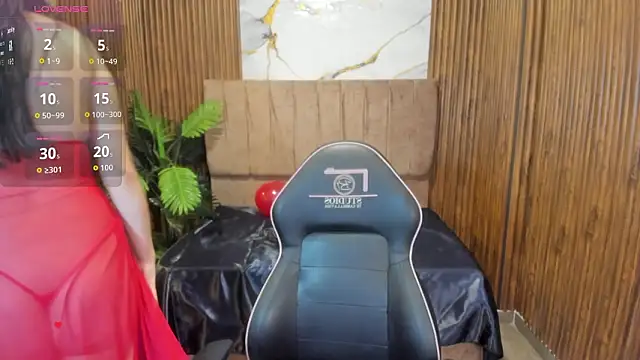 Snapshot of Athenaa_tay chatting on 02.12.26 Athenaa tay online show from 02.12.26