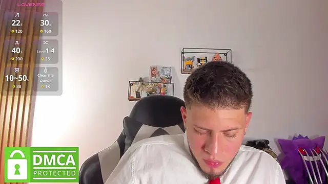 SebastianMaximoff  online show from 04.12.26