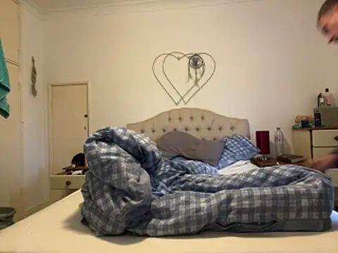 malcolm2334 online show from 06.07.26