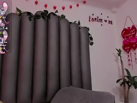 Miaa-Foxx online show from 03.21.26