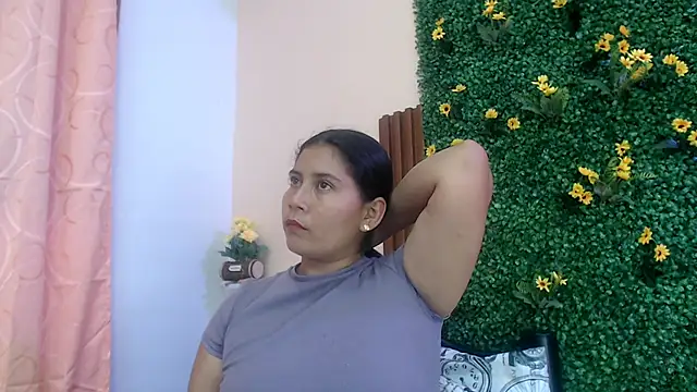 Snapshot of calimasalas2 chatting on 02.21.26 calimasalas2 online show from 02.21.26