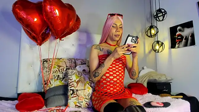 Snapshot of Rose_peterson_ chatting on 02.11.26 Rose peterson online show from 02.11.26