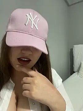 Snapshot of maryam-6 chatting on 02.08.26 maryam-6 online show from 02.08.26