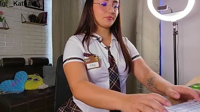 Catalu x online show from 04.19.26