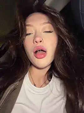 Snapshot of CityLynx chatting on 01.31.26 CityLynx online show from 01.31.26