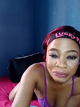 Snapshot of Amarcreamxx chatting on 02.01.26 Amarcreamxx online show from 02.01.26