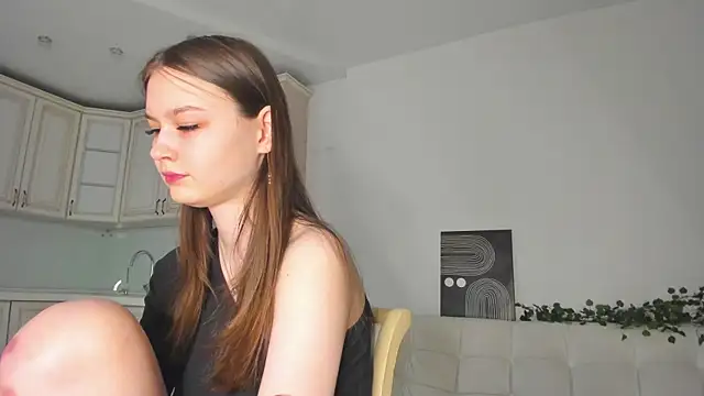 pink banny online show from 04.17.26