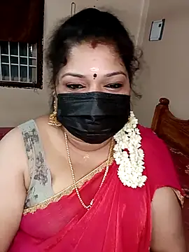 Snapshot of silk_rose05 chatting on 03.03.26 silk rose05 online show from 03.03.26