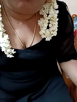 Snapshot of silk_rose05 chatting on 03.27.26 silk rose05 online show from 03.27.26