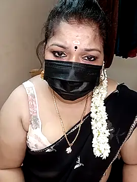 Snapshot of silk_rose05 chatting on 03.31.26 silk rose05 online show from 03.31.26