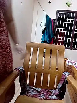 Snapshot of silk_rose05 chatting on 04.02.26 silk rose05 online show from 04.02.26