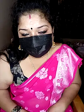 Snapshot of silk_rose05 chatting on 04.04.26 silk rose05 online show from 04.04.26