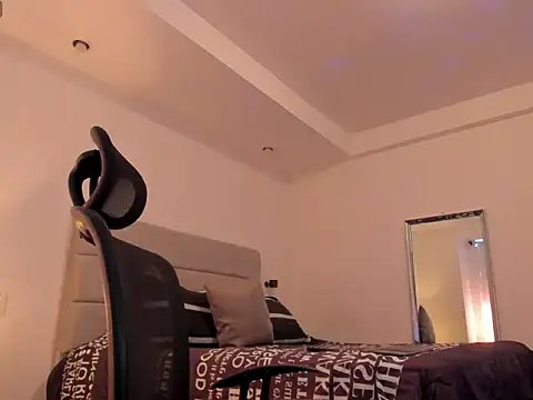 Snapshot of chris_morgan7 chatting on 02.25.26 chris morgan7 online show from 02.25.26