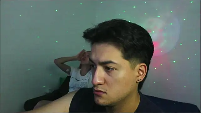 Snapshot of RoseSinsDonViktor chatting on 02.25.26 RoseSinsDonViktor online show from 02.25.26