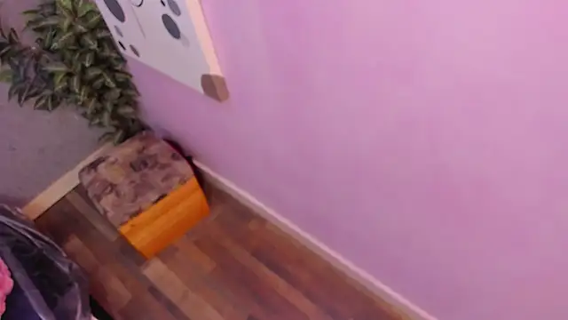 Snapshot of lil_miia chatting on 02.25.26 lil miia online show from 02.25.26