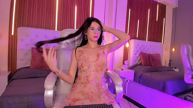 Snapshot of LilyHartt chatting on 03.21.26 LilyHartt online show from 03.21.26