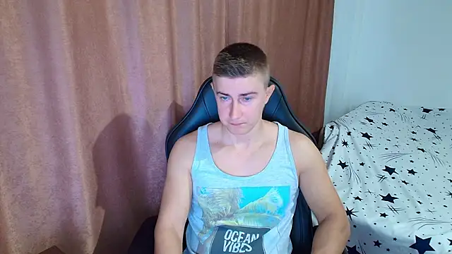 Snapshot of TodMusclePower9 chatting on 02.03.26 TodMusclePower9 online show from 02.03.26