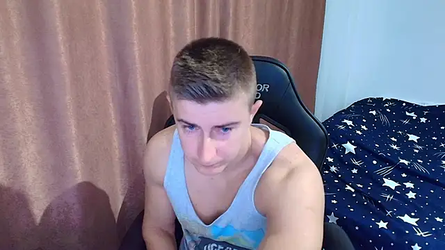 Snapshot of TodMusclePower9 chatting on 02.04.26 TodMusclePower9 online show from 02.04.26