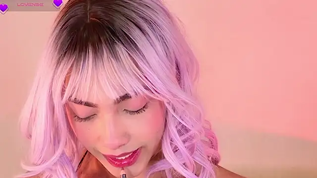 Snapshot of GraceFoxy chatting on 02.14.26 GraceFoxy online show from 02.14.26