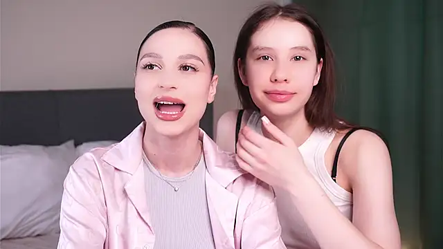 ZofiaSoshnik online show from 02.14.26