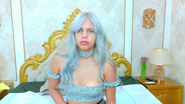 Snapshot of AlanaHouston chatting on 02.11.26 AlanaHouston online show from 02.11.26