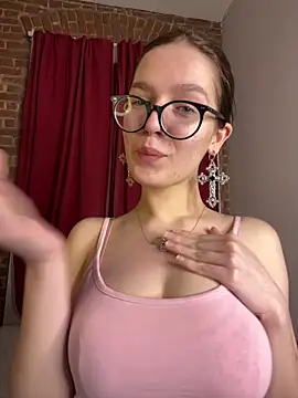 MyKittySayMeow online show from 02.22.26