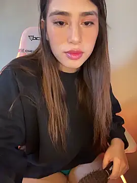 Snapshot of romyamo chatting on 03.19.26 romyamo online show from 03.19.26