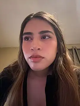 Snapshot of romyamo chatting on 03.30.26 romyamo online show from 03.30.26