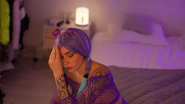 Snapshot of Sarah_Pink chatting on 02.28.25 Sarah Pink online show from 02.28.25