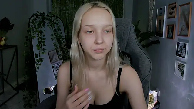 MaoqiBeverly online show from 04.17.26