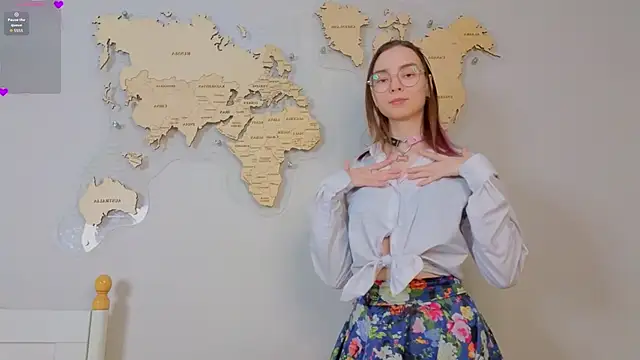 Snapshot of EddieChery chatting on 03.10.26 EddieChery online show from 03.10.26