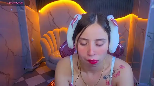 Ariana18 b online show from 06.24.26