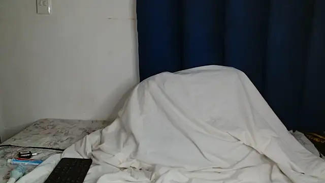 Snapshot of SexyyMandy chatting on 04.24.26 SexyyMandy online show from 04.24.26